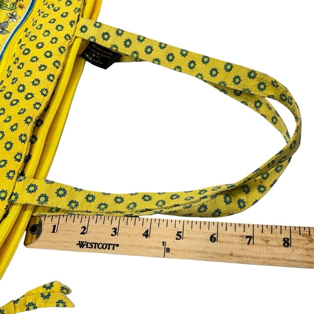 Quilted Shoulder Handbag Yellow And Blue Floral - Picture 12 of 12